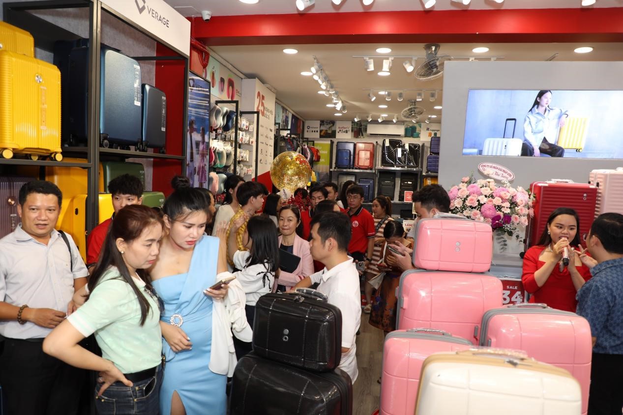 LUG.vn khai trương hai cửa hàng cao cấp tại Hà Nội và Sài Gòn - Ảnh 4.