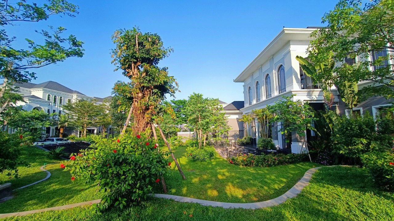 Grand Bay Halong Villas - Tiềm năng của biệt thự mặt biển vịnh Hạ Long - Ảnh 2.