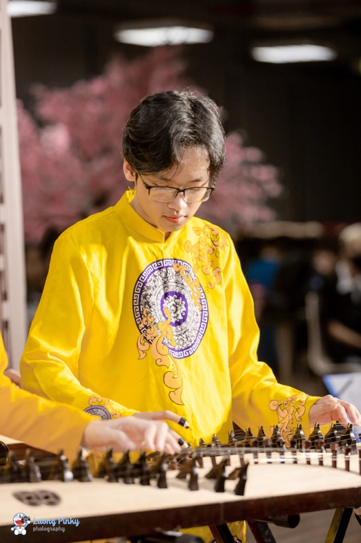 “Rẽ ngang” học CNTT nhưng học trò Văn Mai Hương lại có trải nghiệm lạ với nhạc cụ truyền thống - Ảnh 3.