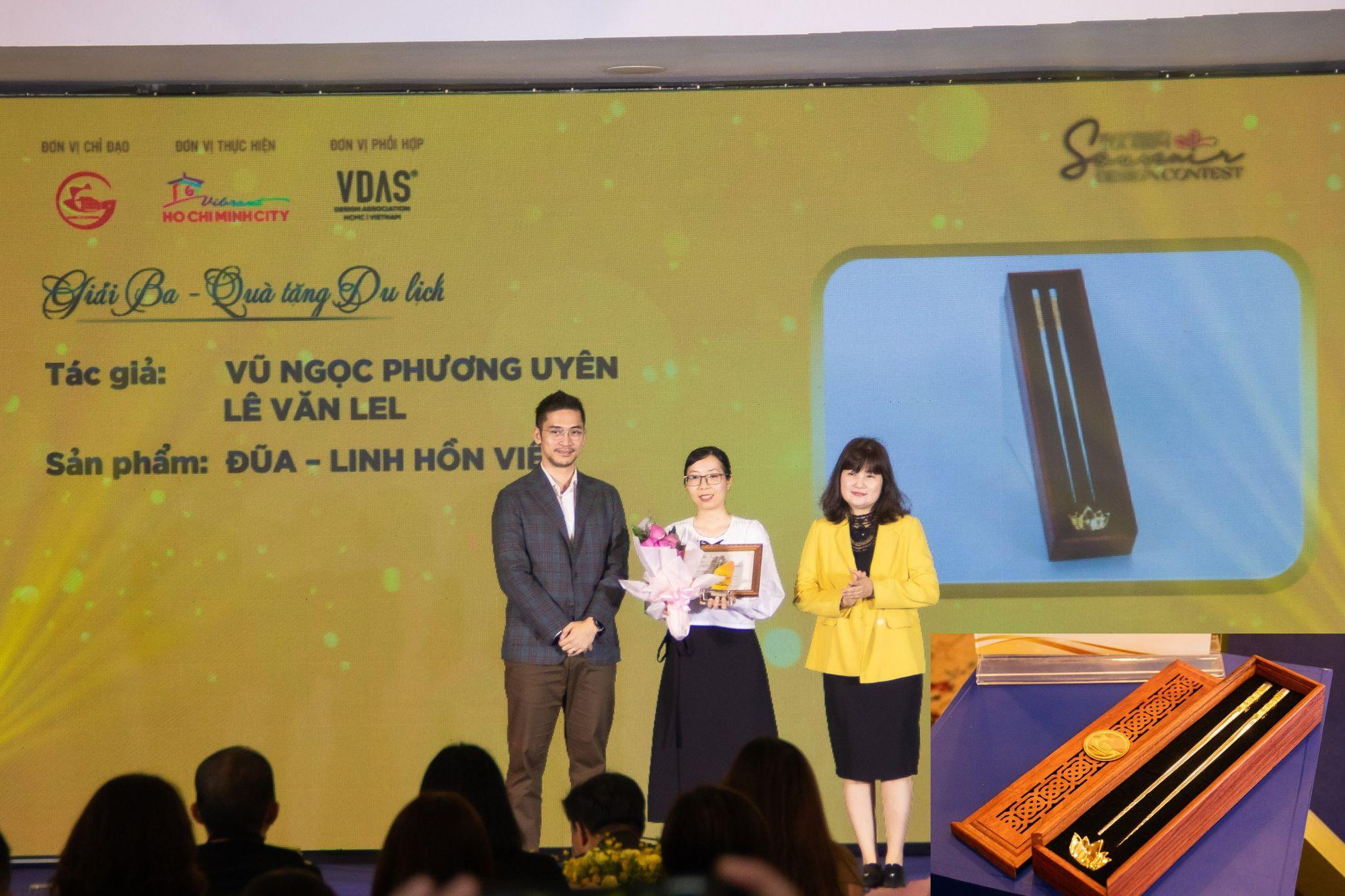 PNJ thắng nhiều giải thưởng tại cuộc thi Thiết kế quà tặng lưu niệm - Du lịch TP.HCM - Ảnh 4.