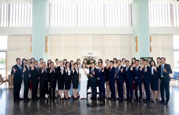 FLC Quy Nhơn chào đón Top 40 thí sinh Miss World Vietnam 2023 trong hành trình tới vòng chung kết - Ảnh 1.