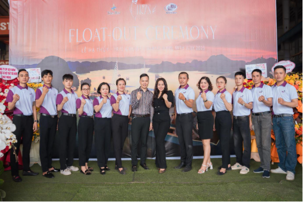 Lễ hạ thuỷ du thuyền Iris - nguồn cảm hứng khác biệt trên Vịnh Hạ Long - Ảnh 2.