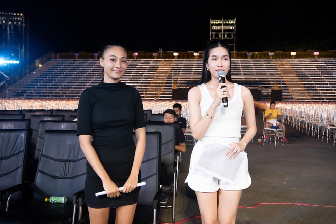 Đạo diễn Hoàng Nhật Nam hé lộ Chung kết Miss World Vietnam 2023: Sân khấu hoành tráng, top 3 làm 1 việc lần đầu có trong lịch sử nhan sắc Việt - Ảnh 14.