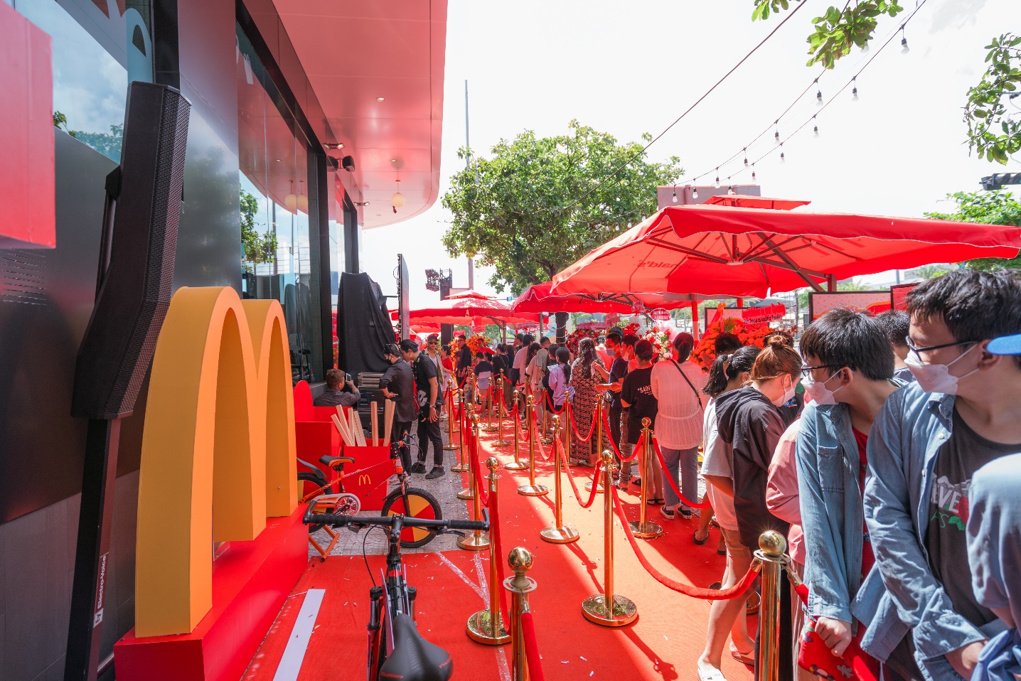 McDonald’s chuẩn bị khai trương cửa hàng đầu tiên tại Đà Nẵng, tung nhiều khuyến mãi chiều lòng thực khách - Ảnh 2.