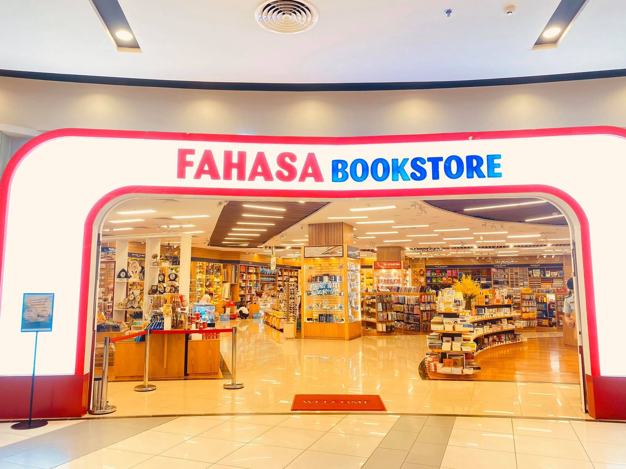 Fahasa: Thành công nhờ nhạy bén với xu thế thị trường - Ảnh 1.