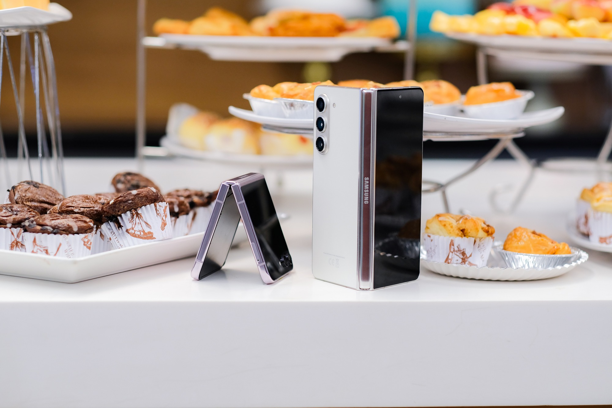   Hơn 600 khách hàng đặt trước Galaxy Z Fold5 Flip5 tại CellphoneS   - Ảnh 2.