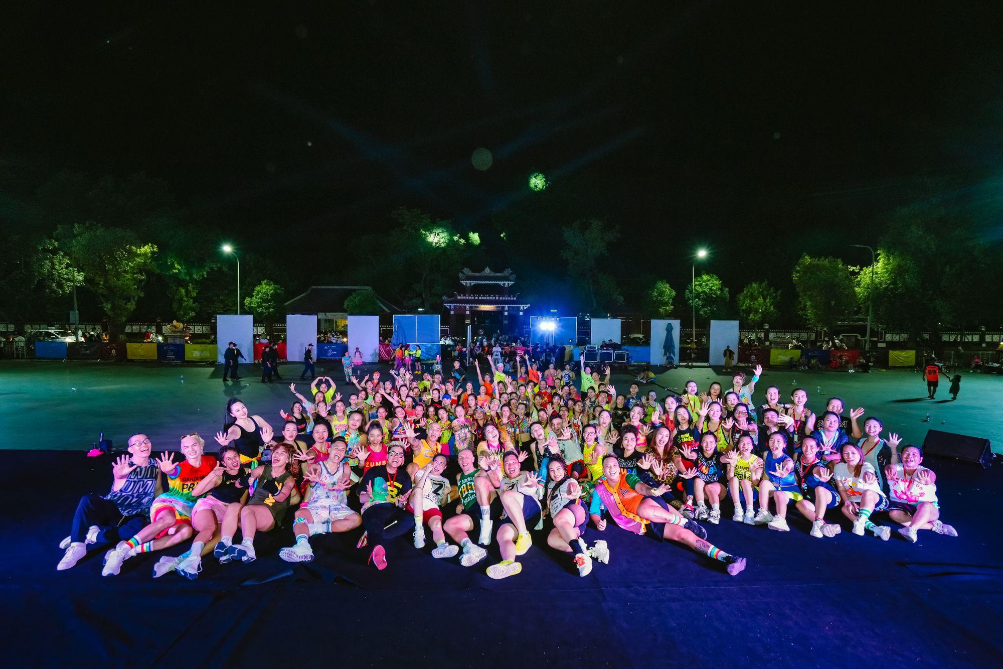 3000 người cùng nhau sẻ chia tinh thần thể thao không giới hạn tại lễ hội Huế - Zumba® Festival 2023 - Ảnh 14.