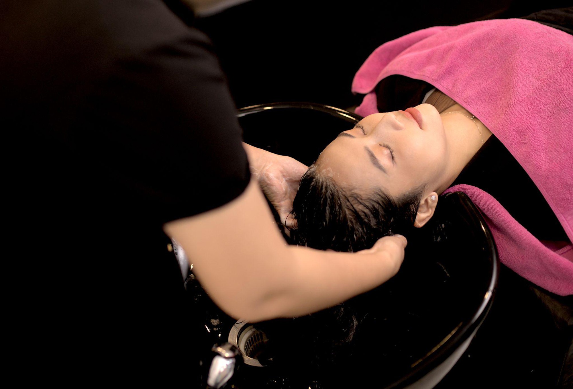 Chu trình chăm sóc tóc dành cho tóc tẩy - Ảnh 3.