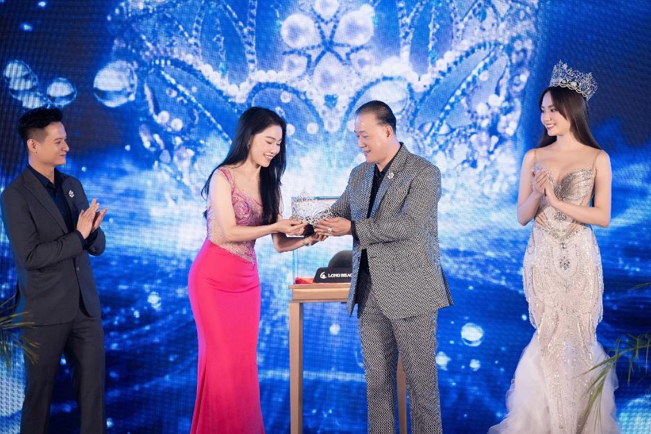 Cận cảnh vương miện của Miss World Vietnam 2023 do Long Beach Pearl chế tác - Ảnh 2.