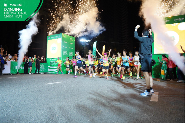 Lazychef Vietnam tiếp sức hơn 10.000 vận động viên tại giải chạy quốc tế Manulife Danang International Marathon 2023 - Ảnh 2.