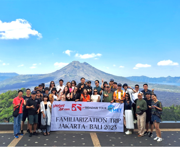 MET E&M tự hào là đơn vị đồng hành tổ chức Famtrip trên chuyến bay đầu tiên TP.HCM đến Jakarta - Ảnh 3.