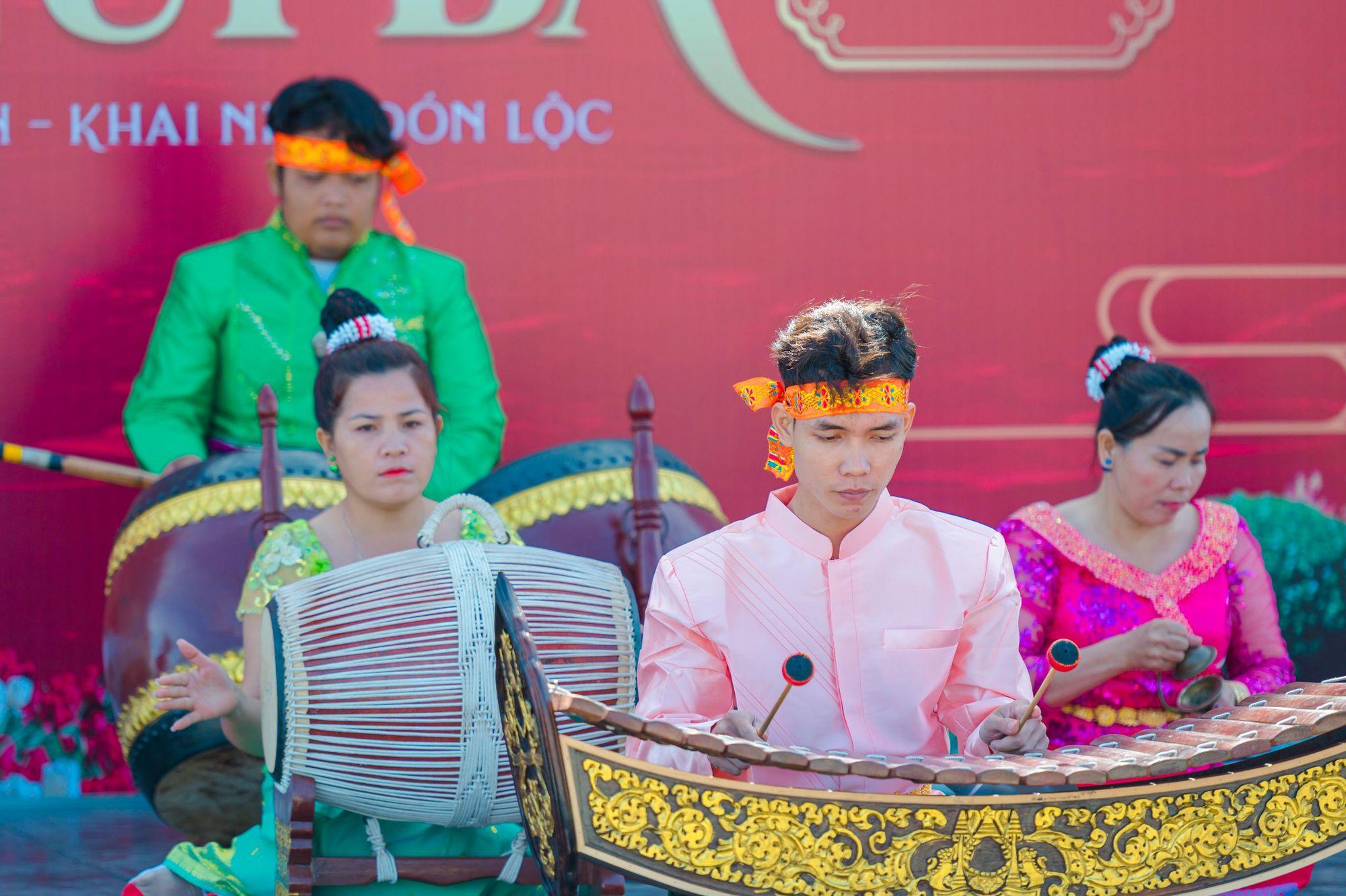 Loạt lễ hội văn hoá và hoạt động nghệ thuật độc đáo tại núi Bà Đen, Tây Ninh kéo dài từ lễ Vu Lan đến Rằm Trung thu - Ảnh 3.