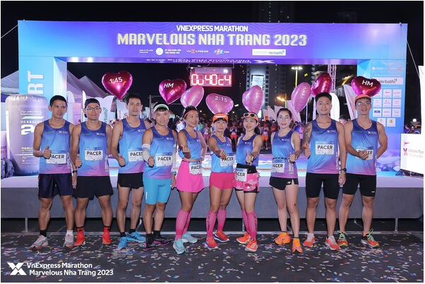 Thương hiệu Xtep đồng hành cùng các vận động viên chinh phục VnExpress Marathon Marvelous Nha Trang 2023 - Ảnh 2.