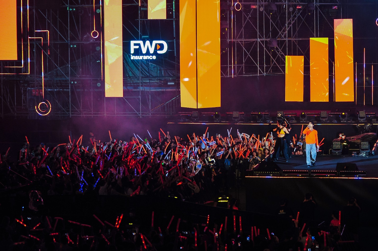 Hoàng Thùy Linh mang siêu hit “gây sốt” toàn cầu lên sân khấu FWD Music Fest 2023 - Ảnh 5.