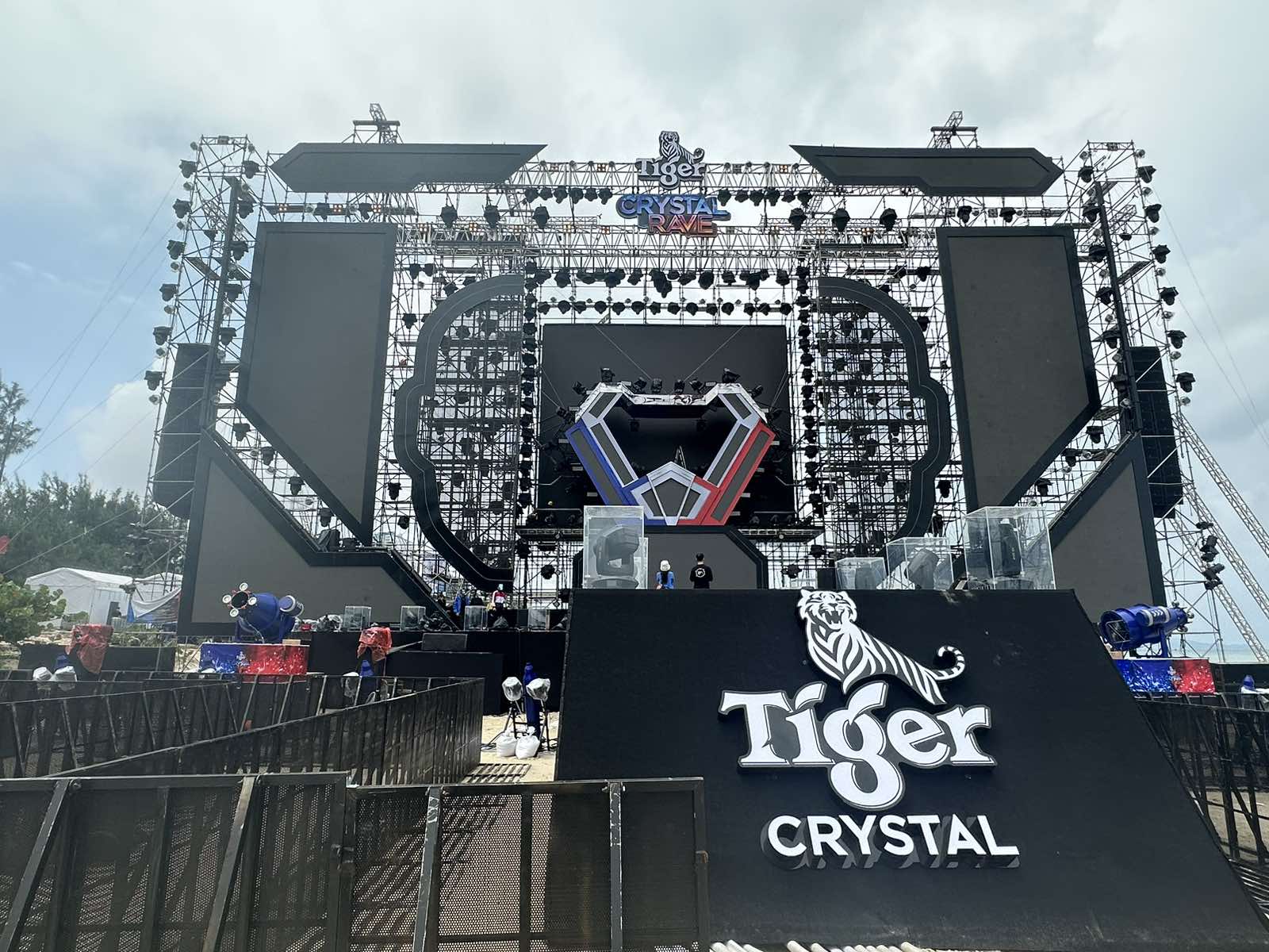 1 ngày trước giờ G: hình ảnh đầu tiên cho đại tiệc quẩy “ướt không lối về” - Tiger Crystal Rave 2.0 - Ảnh 2.