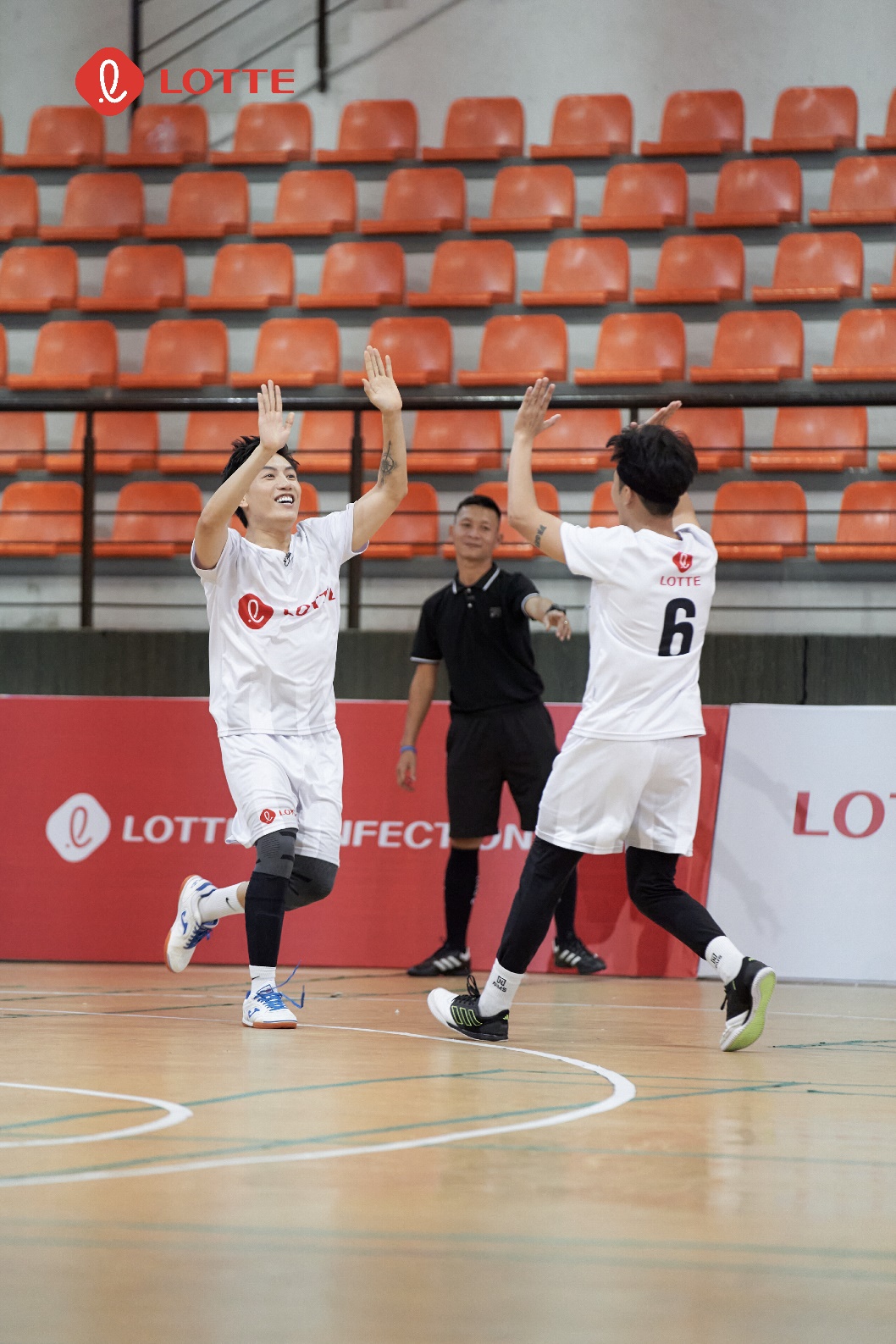 Sau Cầu Thủ Nhí, Tập đoàn LOTTE ra mắt show bóng đá Futsal Allstar Challenge gồm dàn sao xịn - Ảnh 1.