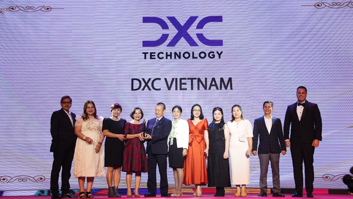 DXC Việt Nam được trao giải &quot;Nơi làm việc tốt nhất Châu Á năm 2023&quot; - Ảnh 1.