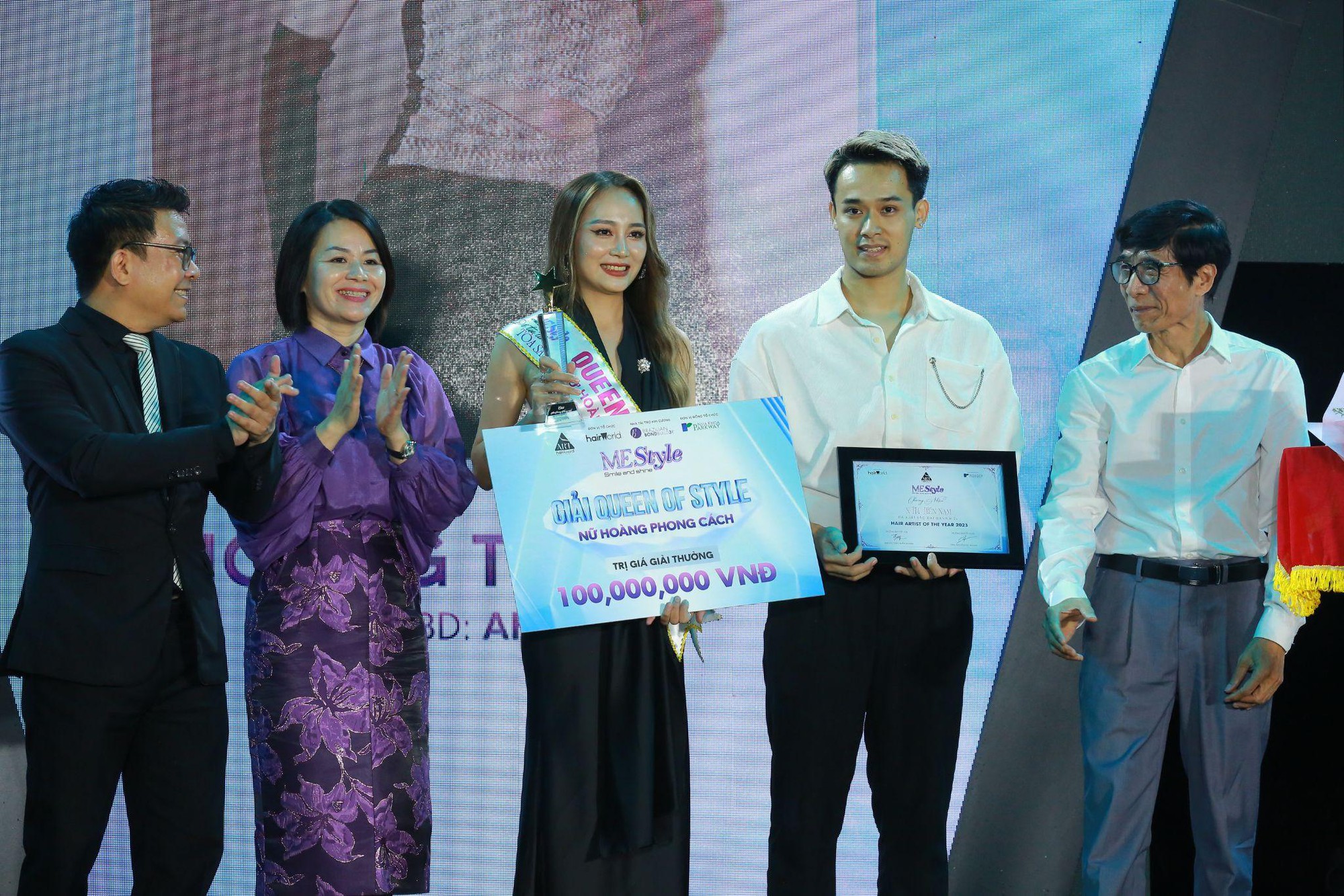 Art Hair Award Vietnam 2023: Sự hòa quyện giữa phong cách nổi bật và gương mặt khả ái - Ảnh 4.