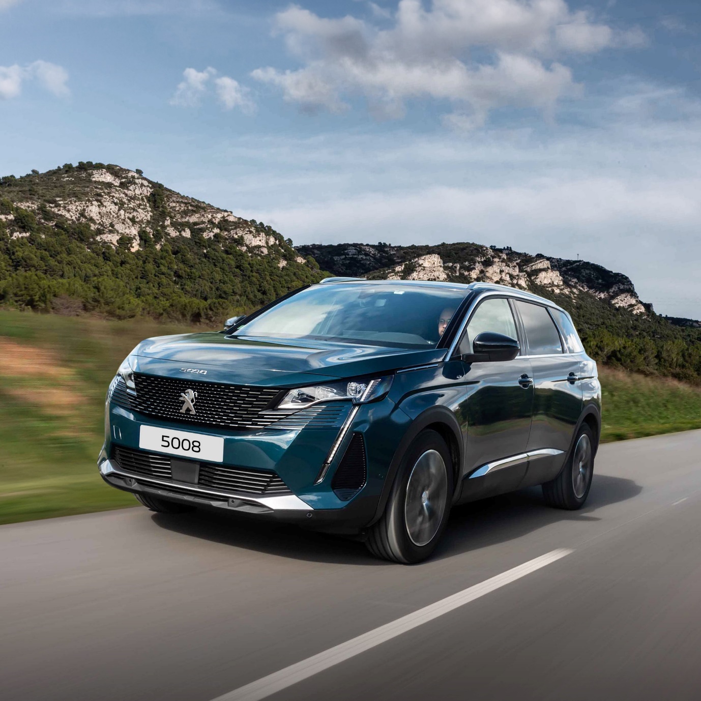 Cơ hội sở hữu SUV Châu Âu Peugeot với ưu đãi hấp dẫn đến 40 triệu đồng - Ảnh 3.