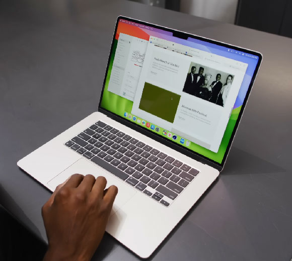 Mua MacBook qua ứng dụng Phong Vũ - x2 điểm thành viên, nhận quà đặc biệt - Ảnh 1.