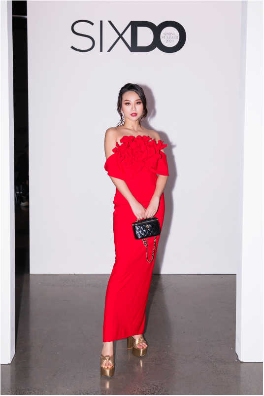 Á hậu - MC Thư Đình tham dự show SIXDO tại New York Fashion Week 2024 và lên bìa tạp chí Mỹ - Ảnh 3.
