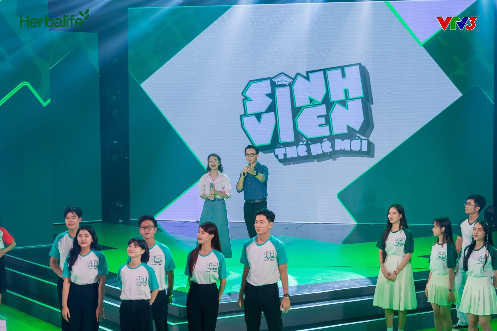 3 đại diện đến từ TP. Hồ Chí Minh bùng nổ trong chương trình “Sinh viên Thế hệ mới” - Ảnh 2.