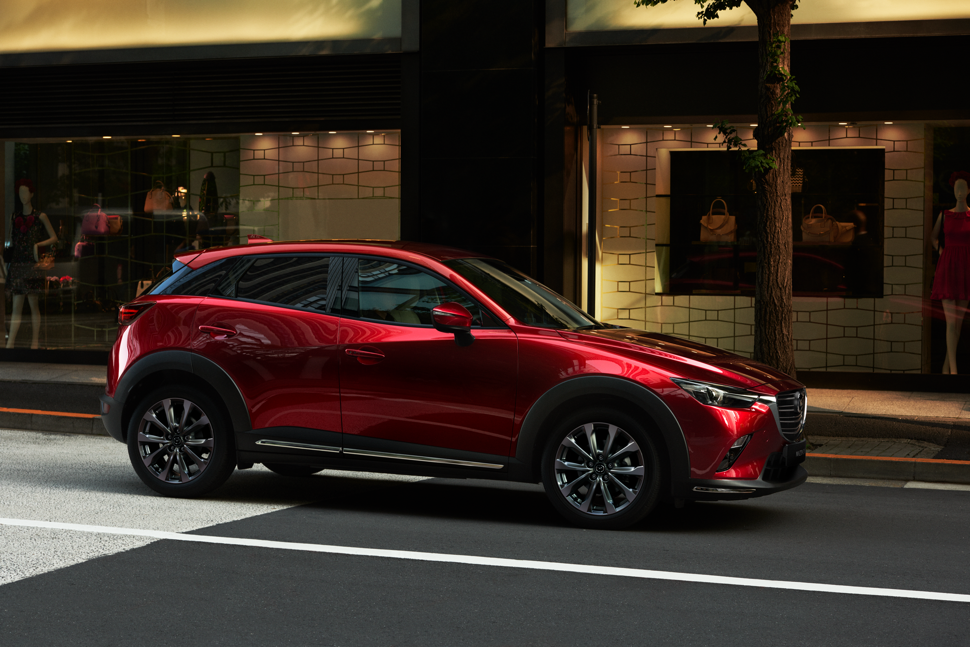 Tầm giá 600 triệu, khách hàng có thể sở hữu những mẫu xe nào của Mazda? - Ảnh 4.