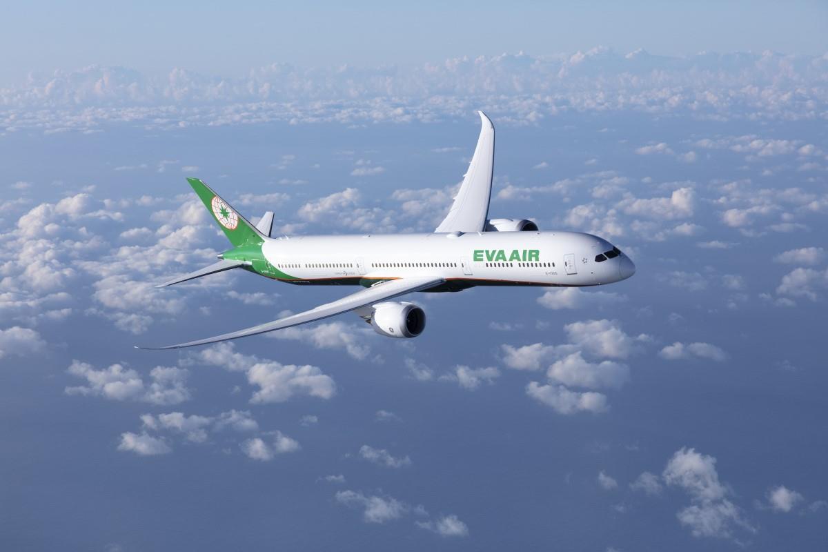 Bay cùng EVA Air - một trong 10 hãng hàng không đạt chuẩn 5 sao quốc tế - Ảnh 3.