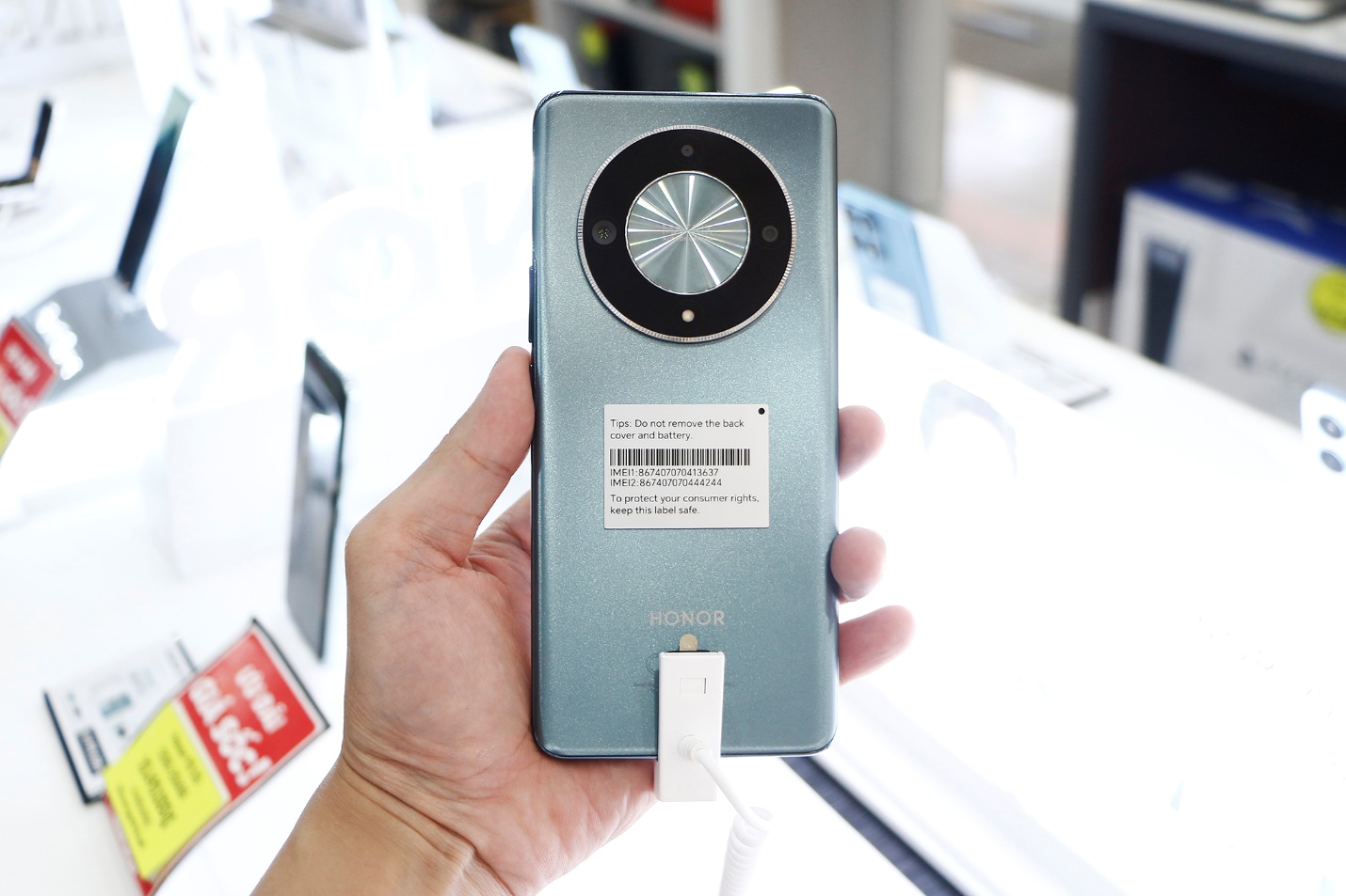 HONOR X9b 5G độc quyền lên kệ, FPT Shop tặng máy hút bụi cầm tay trị giá 740.000 đồng - Ảnh 2.