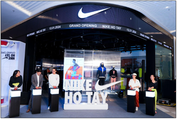 Nike Hồ Tây - Không gian mua sắm hiện đại theo tiêu chuẩn quốc tế - Ảnh 2.