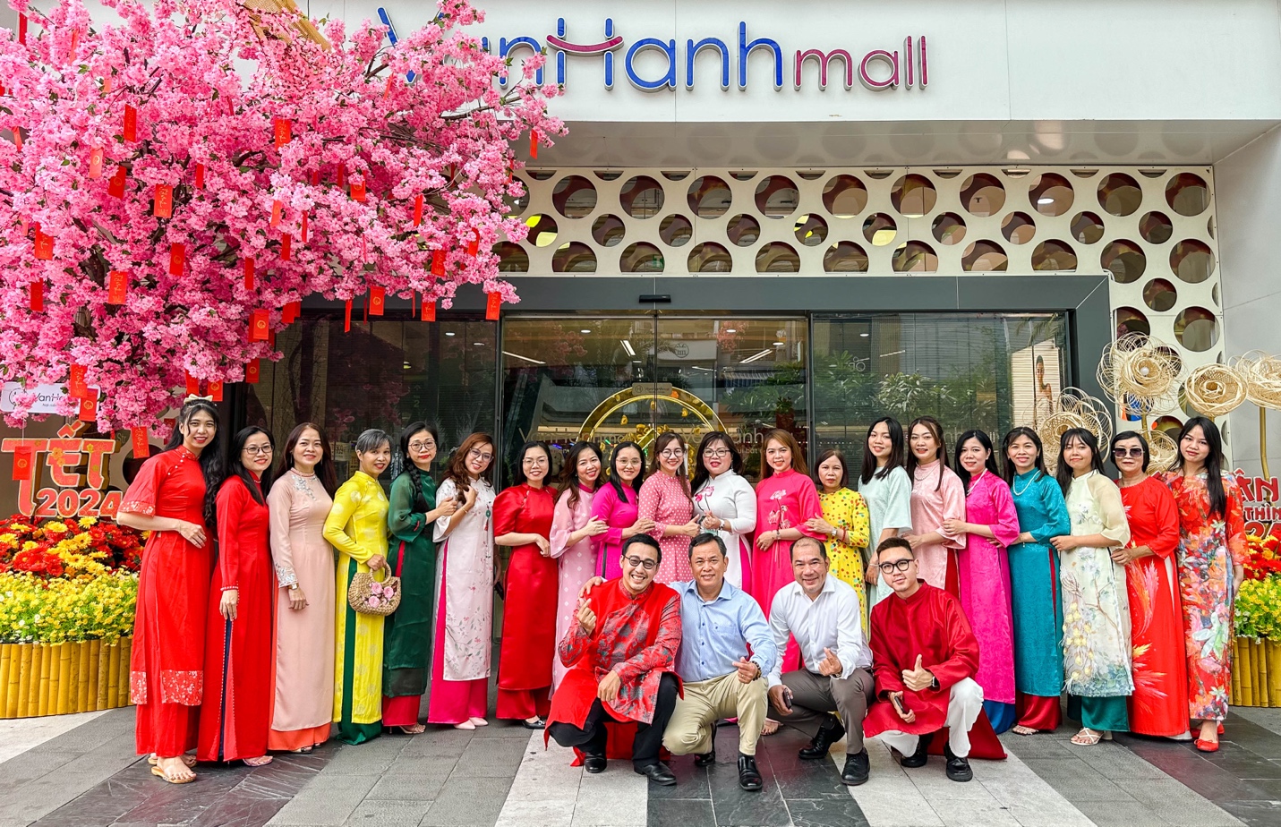Vạn Hạnh Mall tung loạt ưu đãi kỷ niệm 6 năm hoạt động - Ảnh 1.