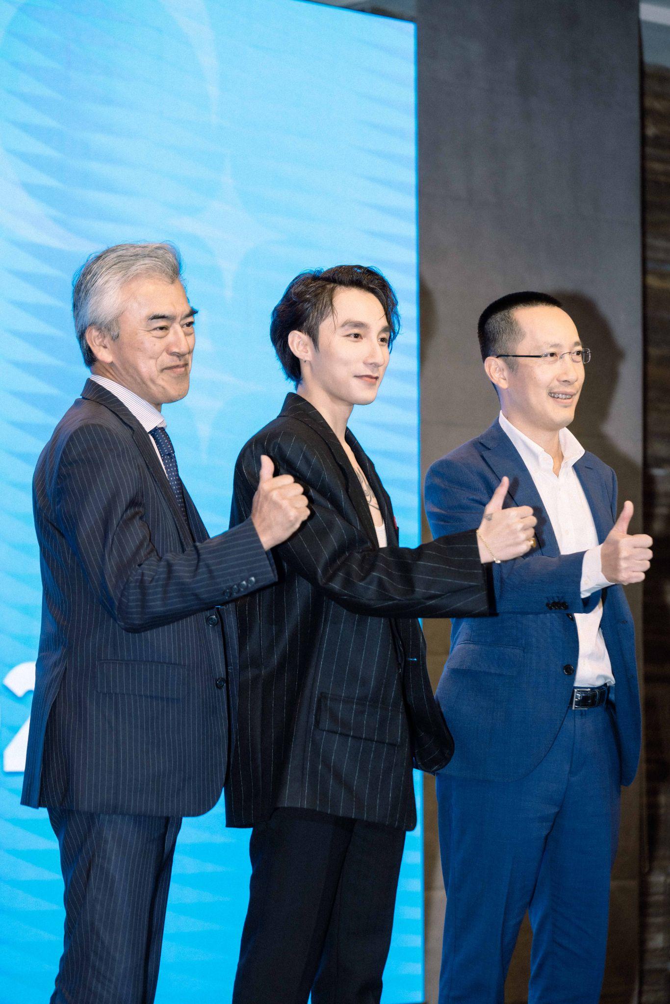 MB hợp tác cùng Sơn Tùng M-TP và JCB ra mắt thẻ dành cho Sky, khiến cộng đồng fandom “đứng ngồi không yên” - Ảnh 1.
