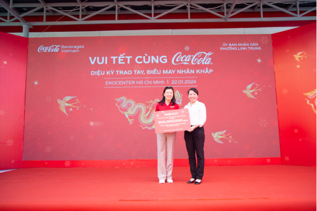 Coca-Cola Việt Nam mang Tết diệu kỳ đến hàng nghìn hoàn cảnh khó khăn - Ảnh 2.