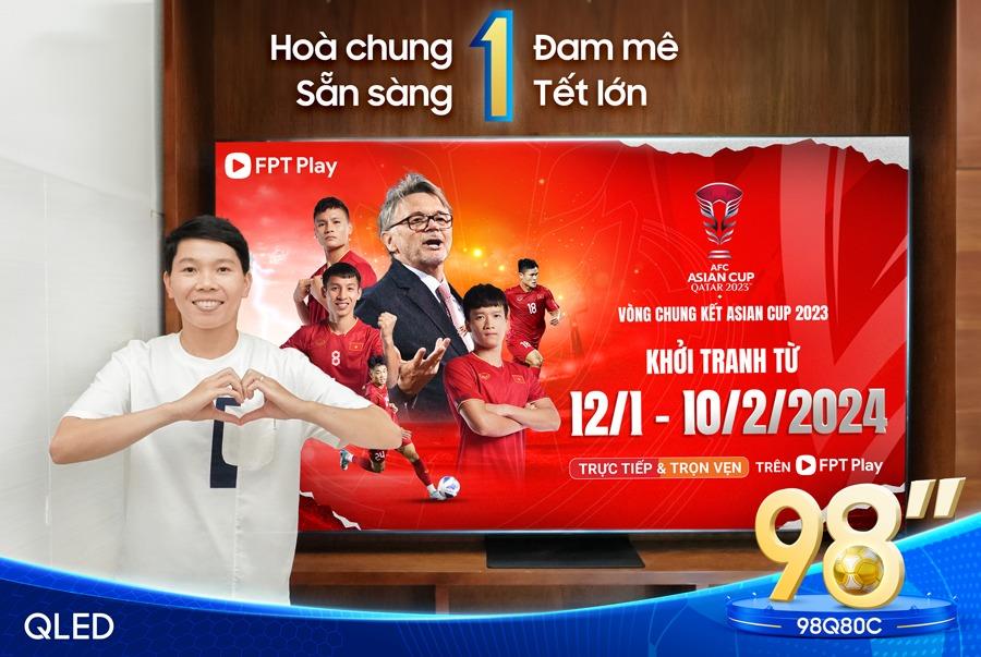 Thủ môn Kim Thanh đón Tết lớn, cổ vũ tuyển Việt Nam tại Asian Cup qua TV 98 inch - Ảnh 4.