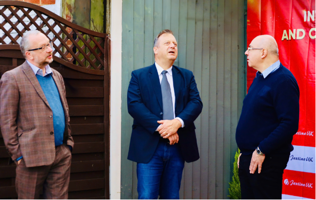 Jaxtina English thành lập trung tâm Nghiên cứu Phát triển và Hợp tác Quốc tế tại Anh - Ảnh 4. Jaxtina English thành lập trung tâm Nghiên cứu Phát triển và Hợp tác Quốc tế tại Anh - Ảnh 4.