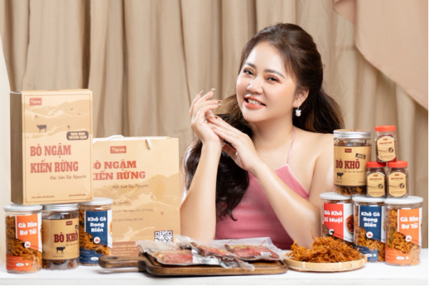 Người đẹp Nam Định xây dựng thương hiệu cùng đặc sản bò Tây Nguyên - Ảnh 2. Người đẹp Nam Định xây dựng thương hiệu cùng đặc sản bò Tây Nguyên - Ảnh 2.