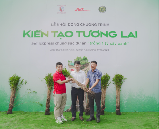 J&T Express góp sức trồng rừng, giảm phát thái và ứng phó biến đổi khí hậu - Ảnh 1.