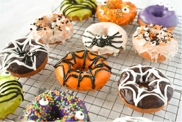 Hòa mình vào không khí Halloween với những bí kíp tạo nên bữa tiệc ma mị - Ảnh 3.