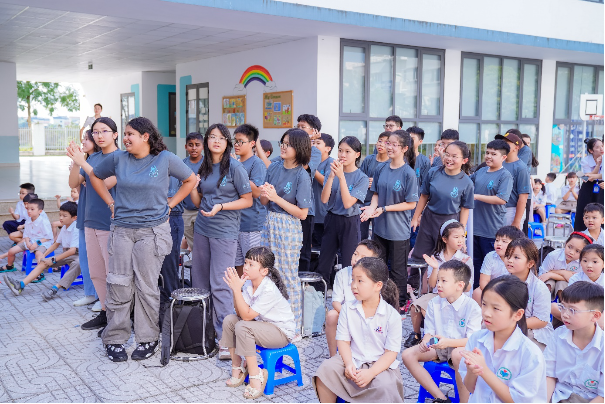 Giao lưu học sinh quốc tế - Cầu nối giúp học sinh nâng cao ngoại ngữ và khám phá thế giới - Ảnh 1.