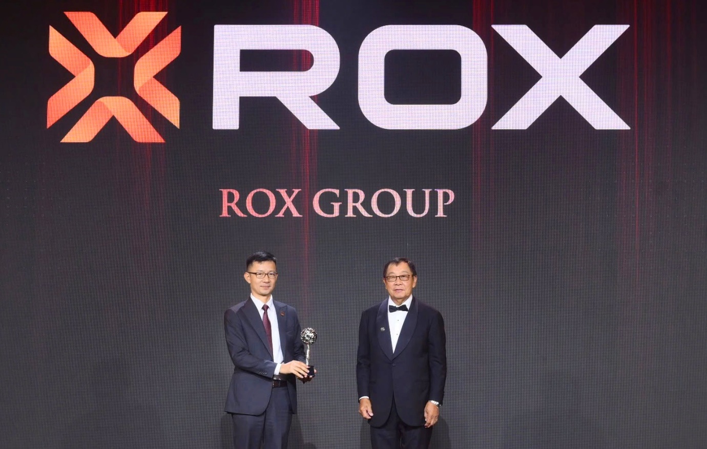 ROX Group xuất sắc nhận “cú đúp” giải thưởng tại APEA 2024- Ảnh 1.