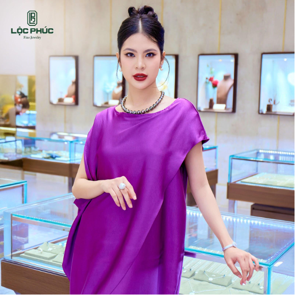 Khám phá Thế giới trang sức lộng lẫy của Lộc Phúc tại triển lãm Jewelry Fair 2024 - Ảnh 3.