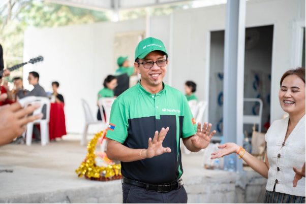 Nam Phú Thái khai trương nhà máy đá thông minh hàng đầu tại Lào - Ảnh 1.