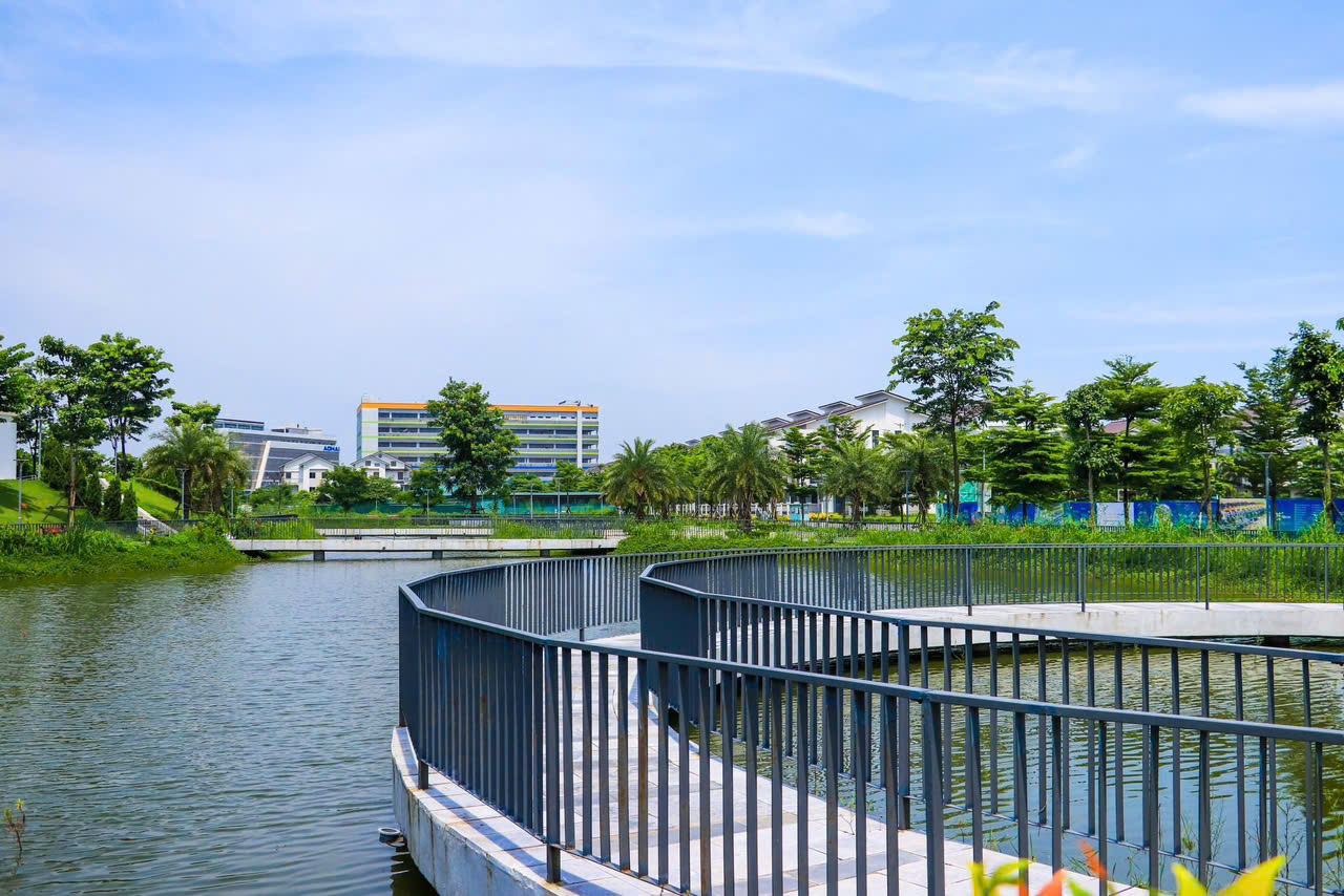 "Cá mập" bất động sản tìm kiếm những vùng đất tiềm năng mới- Ảnh 1. "Cá mập" bất động sản tìm kiếm những vùng đất tiềm năng mới- Ảnh 1.