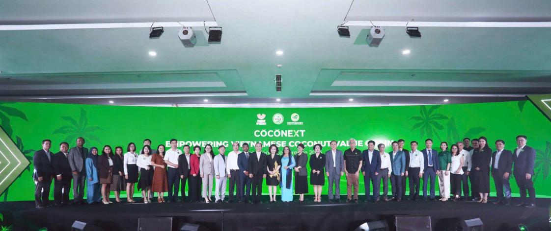 Chủ tịch Đặng Huỳnh Ức My dẫn dắt bước ngoặt mới cho ngành dừa- Ảnh 1. Chủ tịch Đặng Huỳnh Ức My dẫn dắt bước ngoặt mới cho ngành dừa- Ảnh 1.