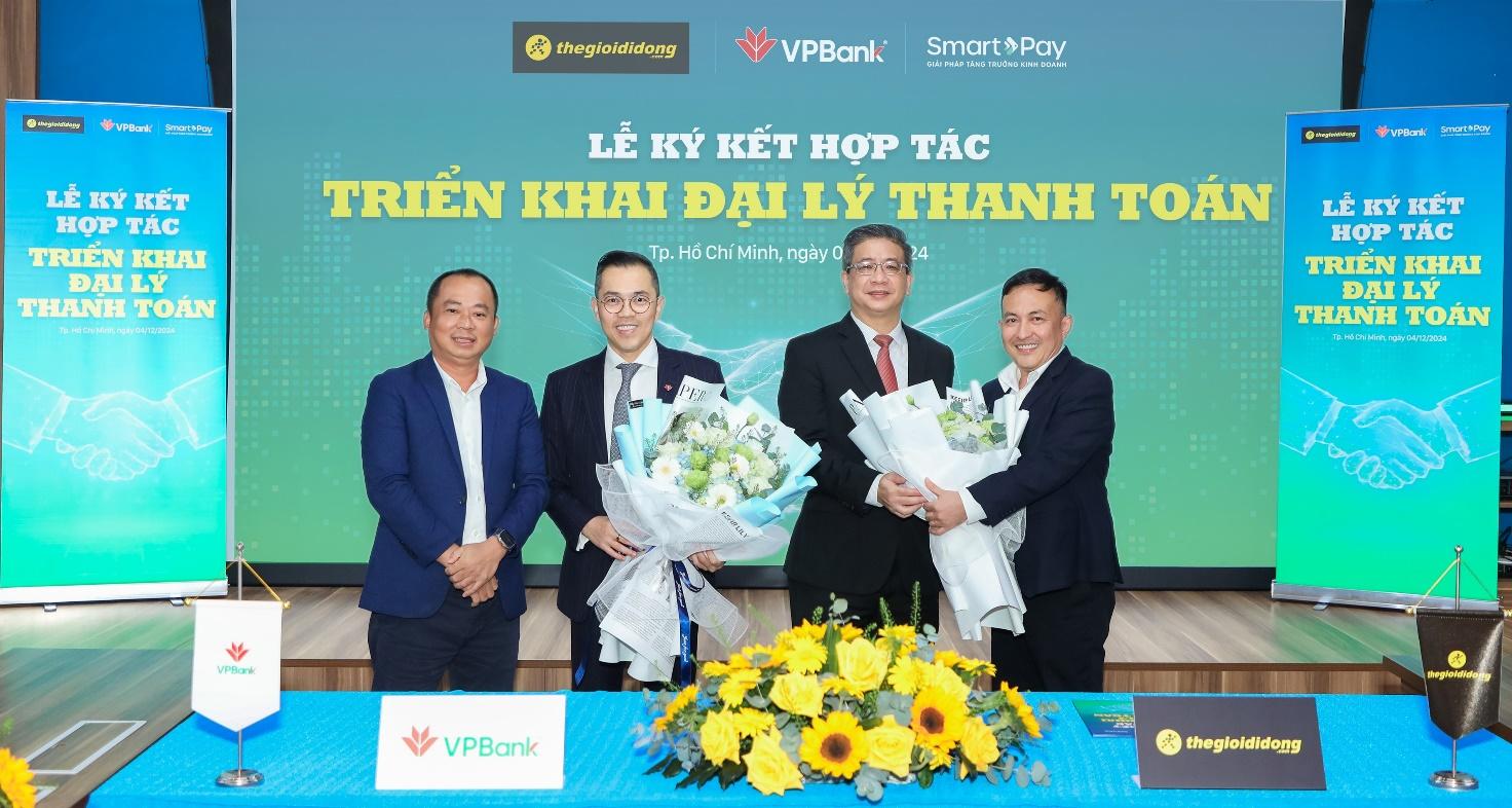 VPBank và Thế Giới Di Động hợp tác triển khai mô hình đại lý thanh toán- Ảnh 1. VPBank và Thế Giới Di Động hợp tác triển khai mô hình đại lý thanh toán- Ảnh 1.