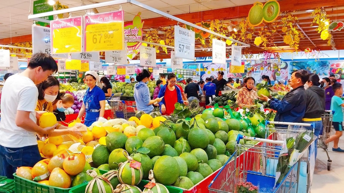 Saigon Co.op đón tiếp 20 triệu lượt khách hàng Tết Giáp Thìn 2024 - Ảnh 1.