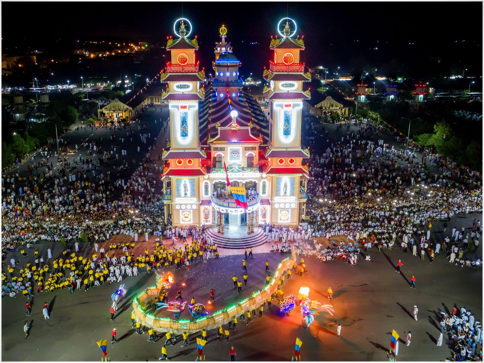 Tây Ninh vào mùa hành hương với loạt lễ hội lớn tại núi Bà Đen và Toà Thánh - Ảnh 5.