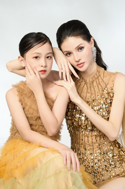 Linh Nhi - Ngôi sao nhí sáng giá trên đường băng Shanghai Fashion Week  2024 - Ảnh 2.
