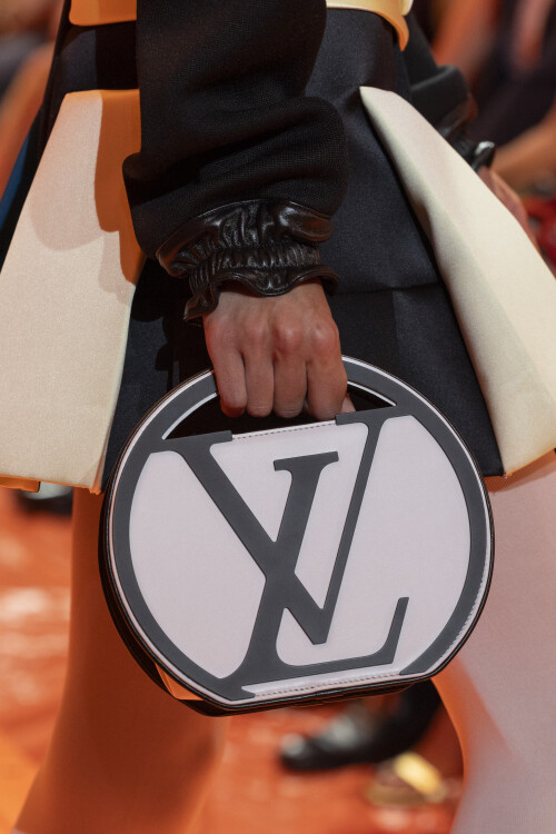 Khơi dậy cảm hứng viễn du với những mẫu túi mới nhất của Louis Vuitton - Ảnh 8.