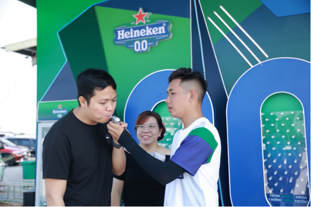 Trạm dừng chân Heineken 0.0 đồng hành cùng tài xế Việt - Ảnh 1.